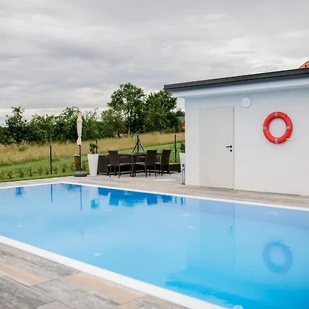 אכסניה Gusto Klöch